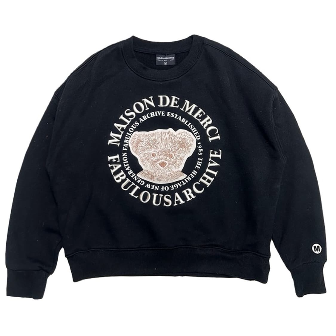 패블러스 아카이브 우먼즈 크롭 베어프렌즈 엠보 자수 스웻셔츠 블랙 M 상품이미지1