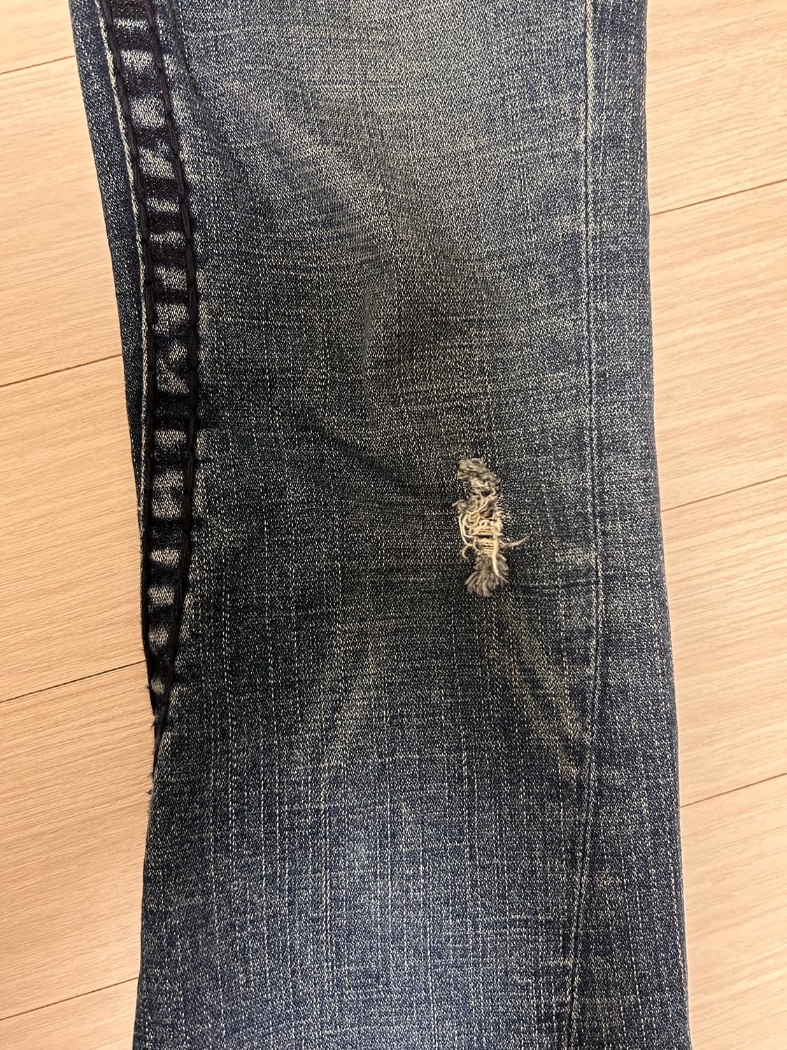 트루릴리전 로우라이즈 부츠컷 데님 팬츠 25 상품이미지5