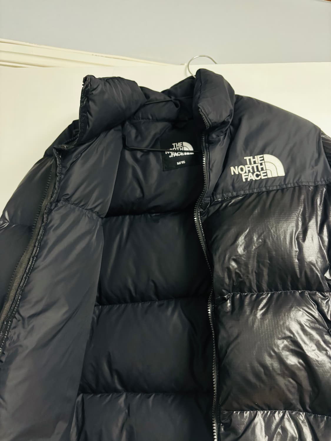 노스페이스 1996 눕시 블랙 유광 M 상품이미지3