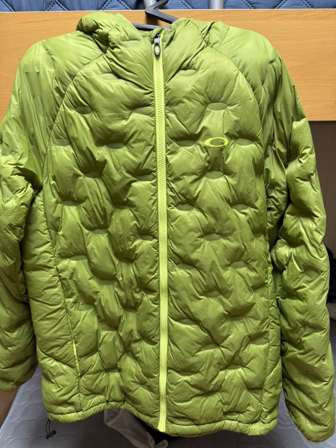 오클리 경량패딩 상품이미지1