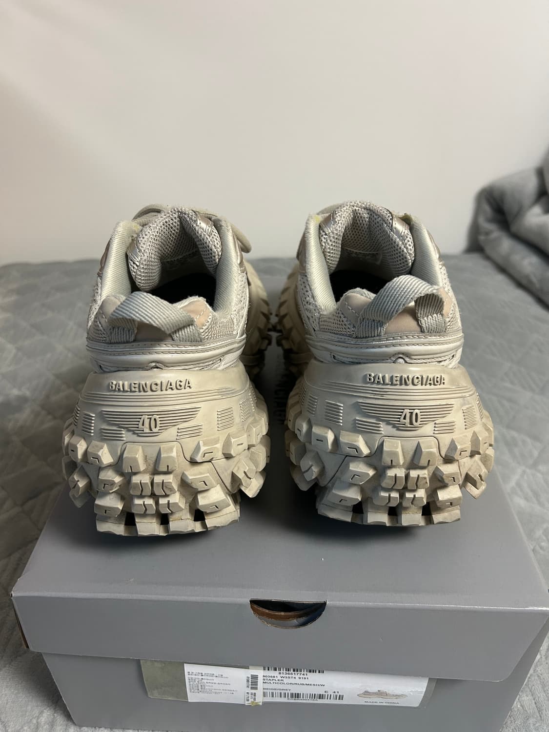 발렌시아가 디펜더 베이지 40 상품이미지3