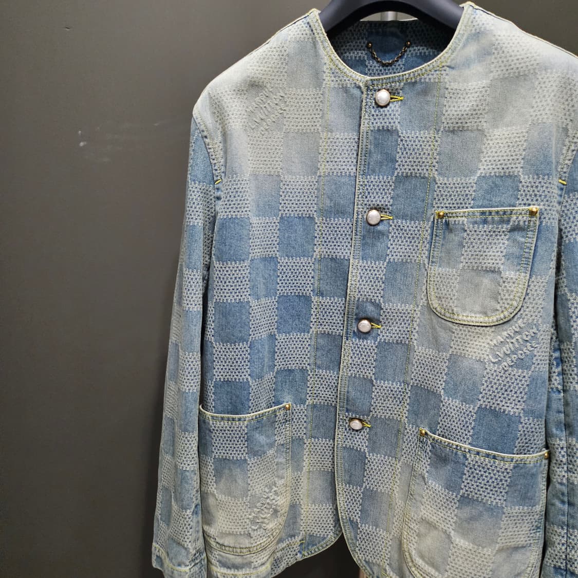루이비통 3D 퍼렐 카라리스 데님 신상 자켓 상품이미지5