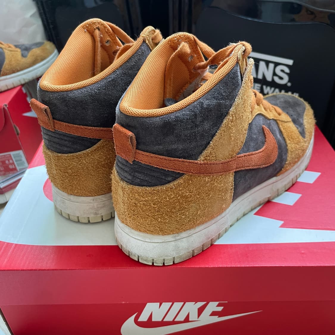 나이키 덩크하이 다크커리 265mm 상품이미지3