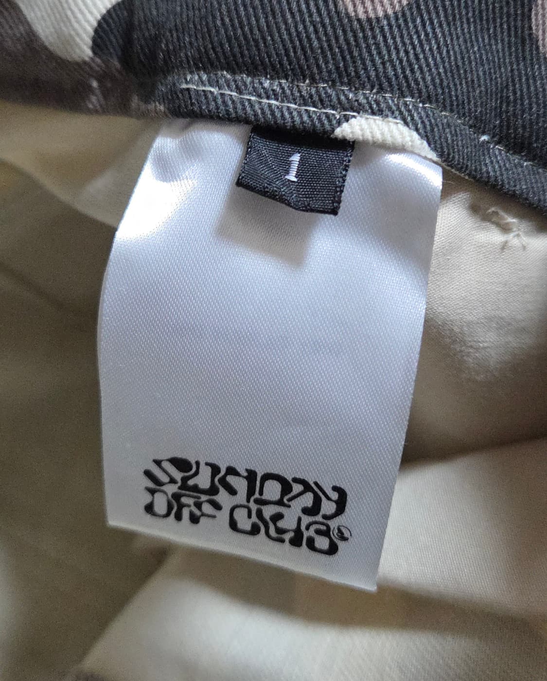 (착샷) 선데이오프클럽 카모플라주 카고 바지  상품이미지4