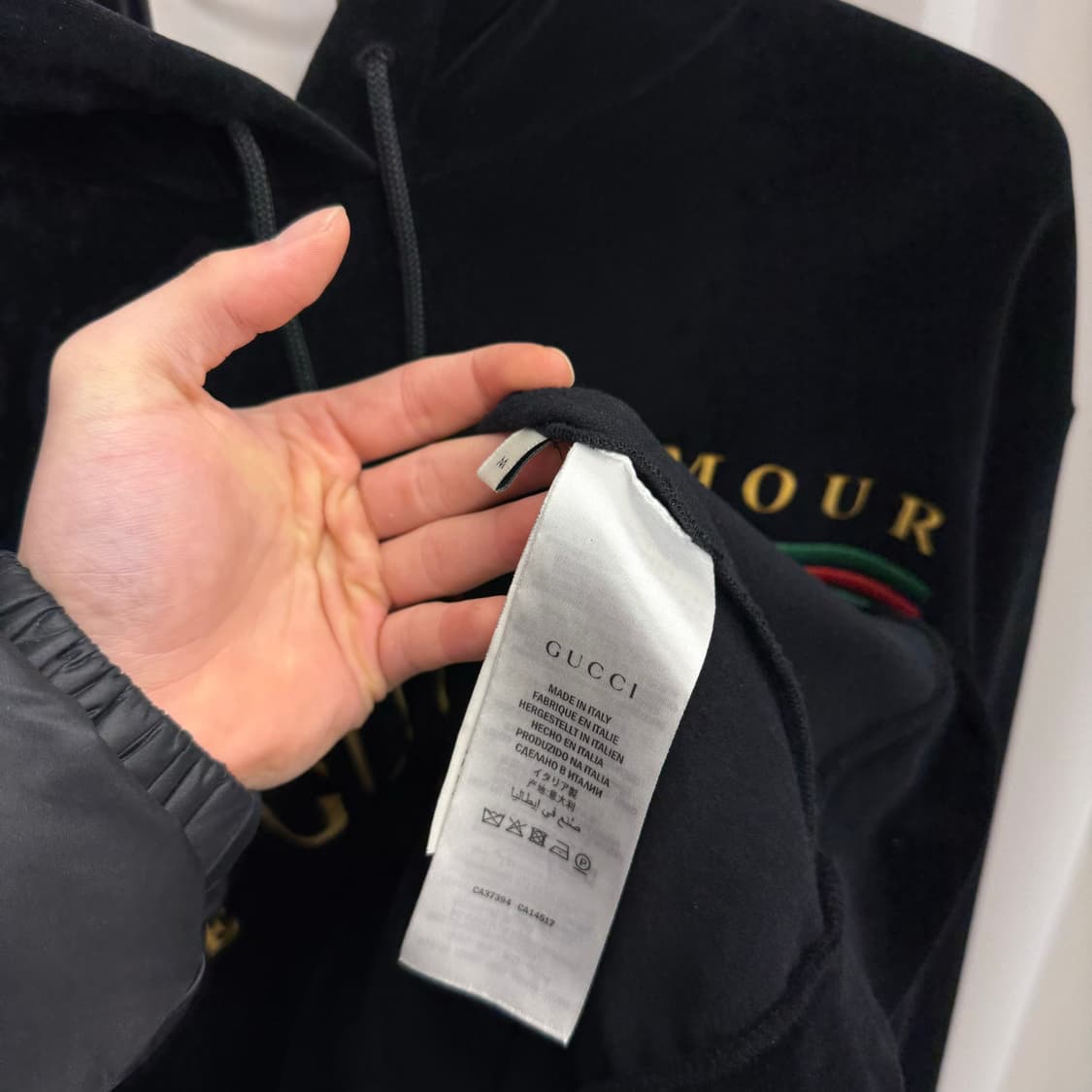 [백화점판/M] 구찌 로고 벨벳 후드티 상품이미지5
