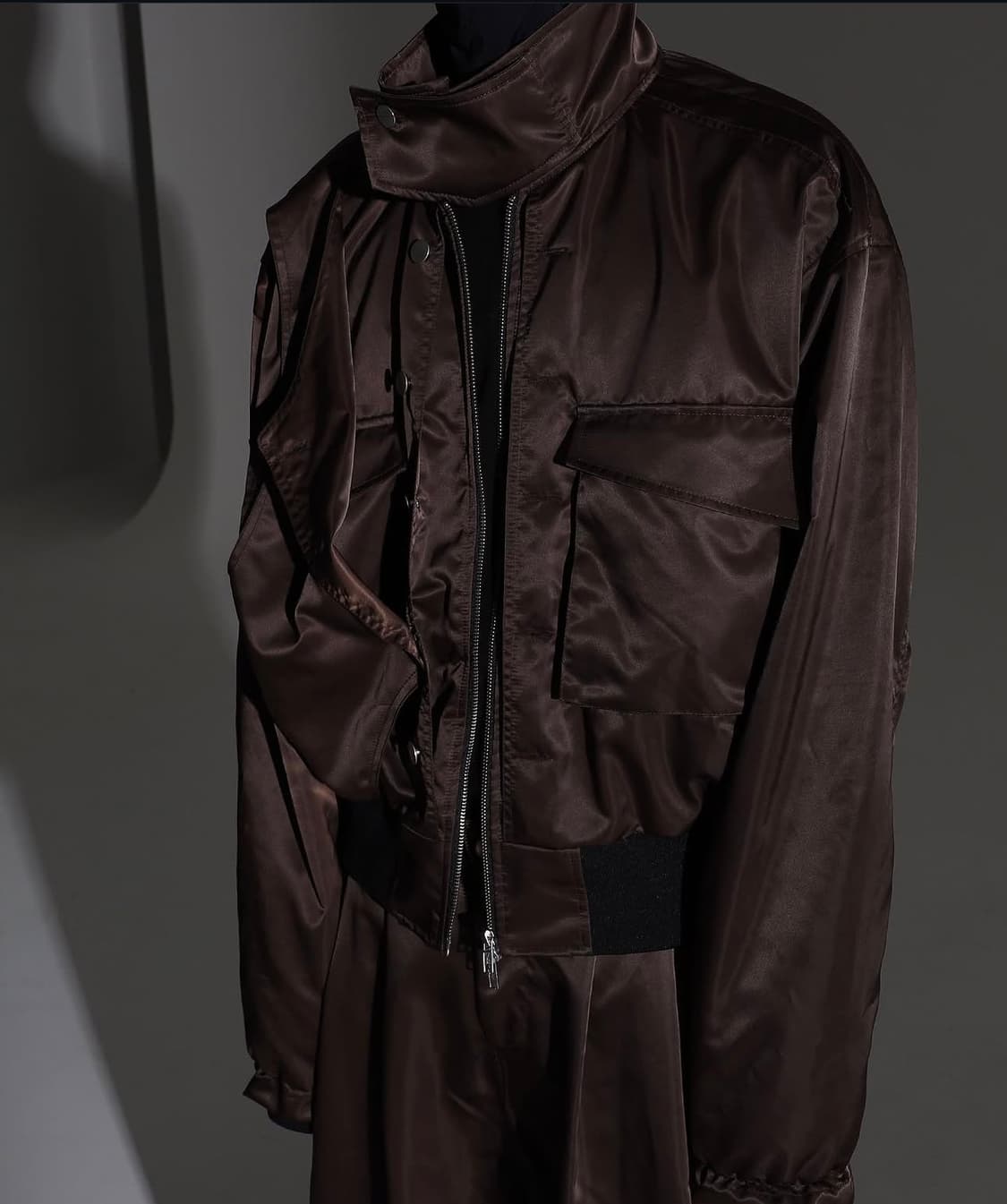 뉴치프시크 디피 사틴 나일론 봄버 상품이미지1