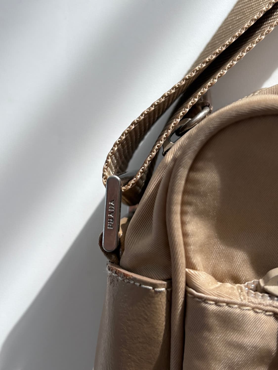 Prada 프라다 베이지 크로스백 상품이미지3