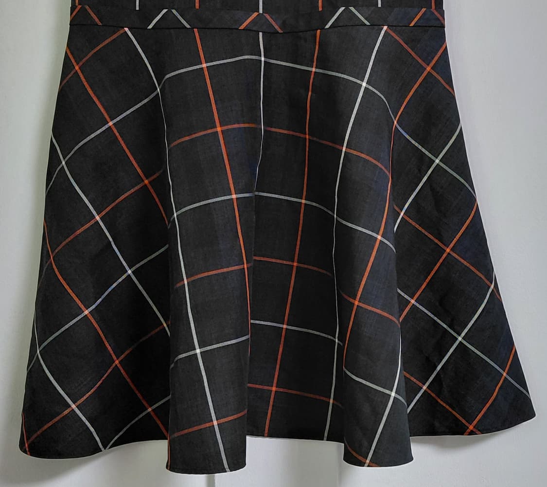 매킨토시 필로소피 이태리 Gipitex 원단 체크 플레어 원피스 (38) 상품이미지4