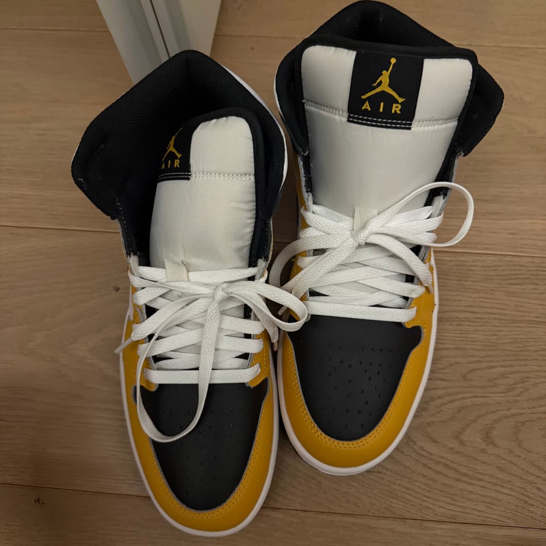 조던 1 레트로 하이 OG 택시 상품이미지3