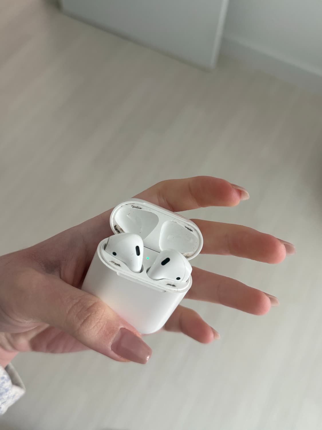 에어팟2세대 상품이미지4