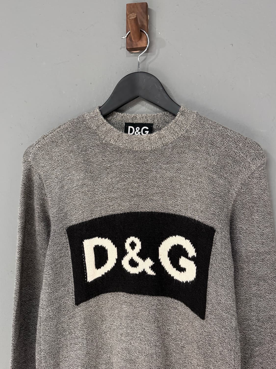 돌체앤가바나 스펠아웃 그레이 니트  상품이미지2