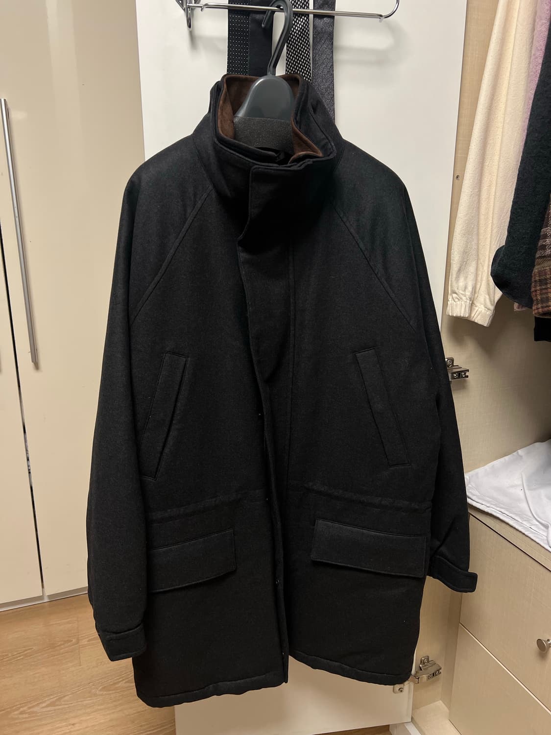 오라리 울 플란넬 패디드 오버 블루종  상품이미지1