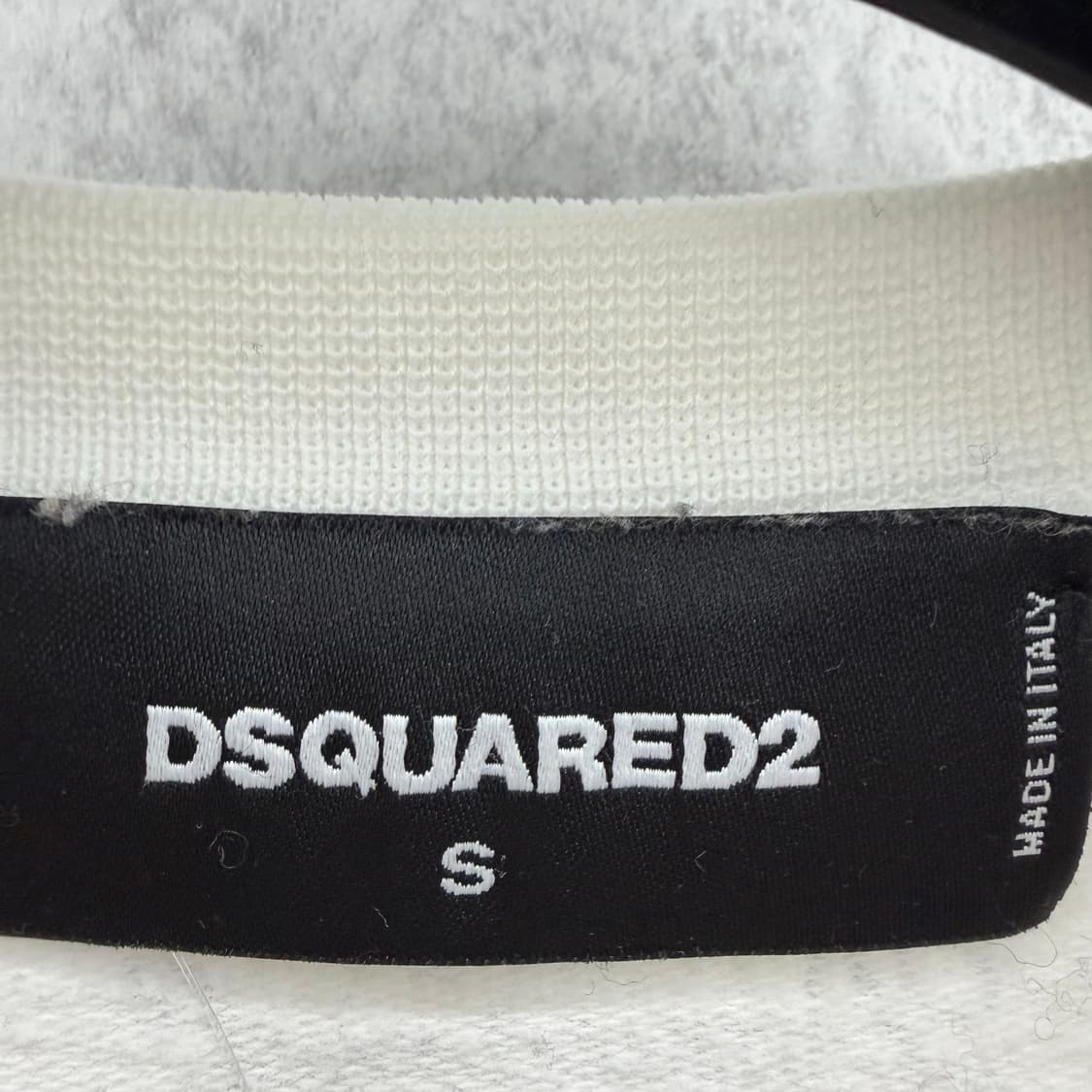 90 디스퀘어드2 디어 여자 맨투맨 상품이미지3