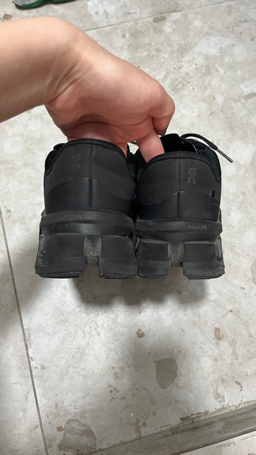 온러닝 포스트 아카이브 팩션 클라우드 몬스터 2 블랙 마그넷 상품이미지2