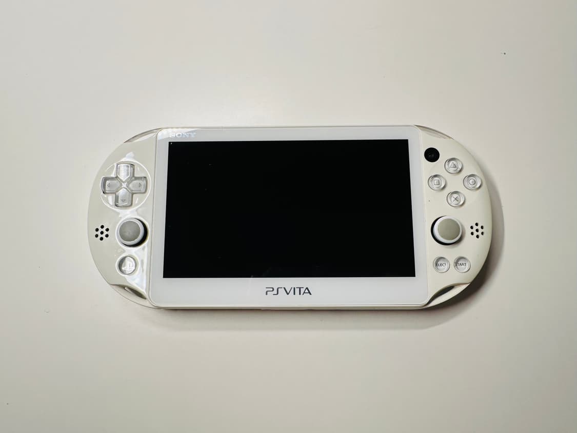 소니 PS VITA 플스비타 2세대 화이트 정발판 박스셋 판매 (닌텐도) 상품이미지4