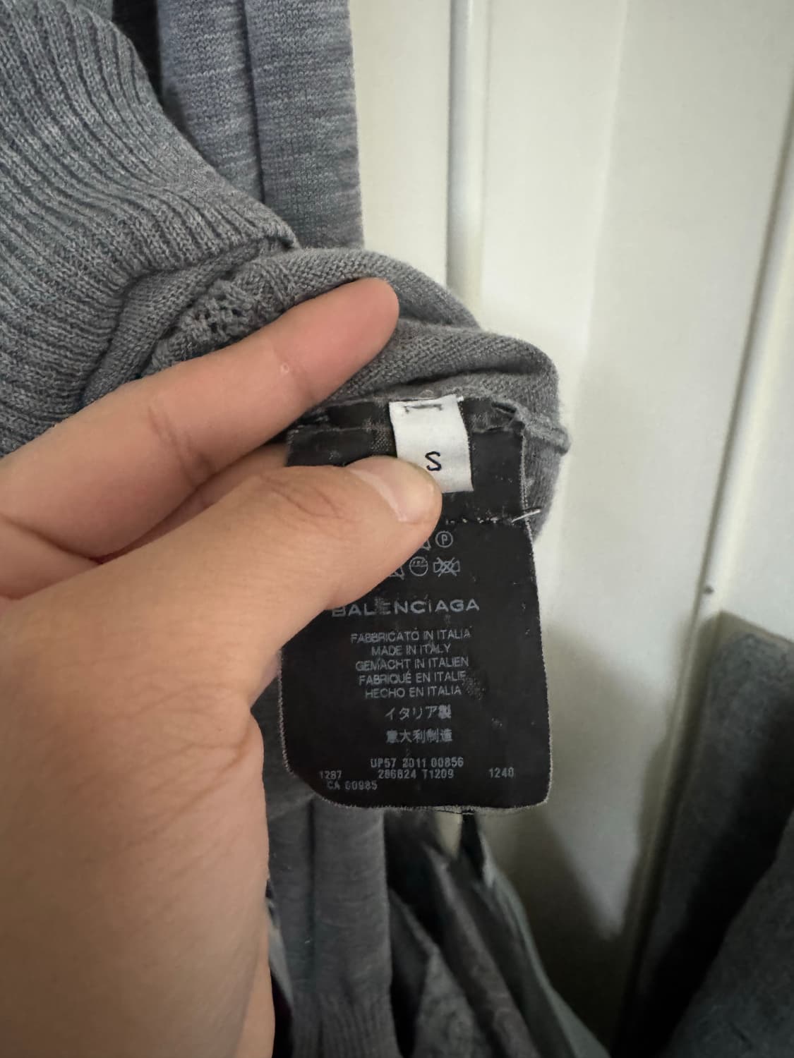 BALENCIAGA CABLE KNIT 상품이미지6