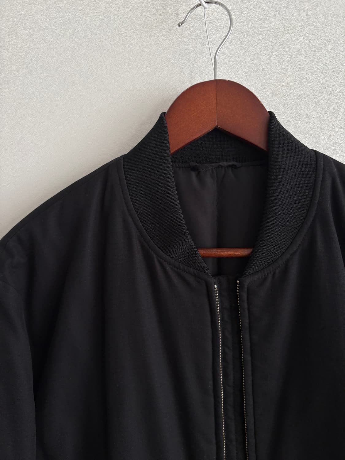 COS 코스 남자 블랙 봄버 패딩 자켓(S) 상품이미지3