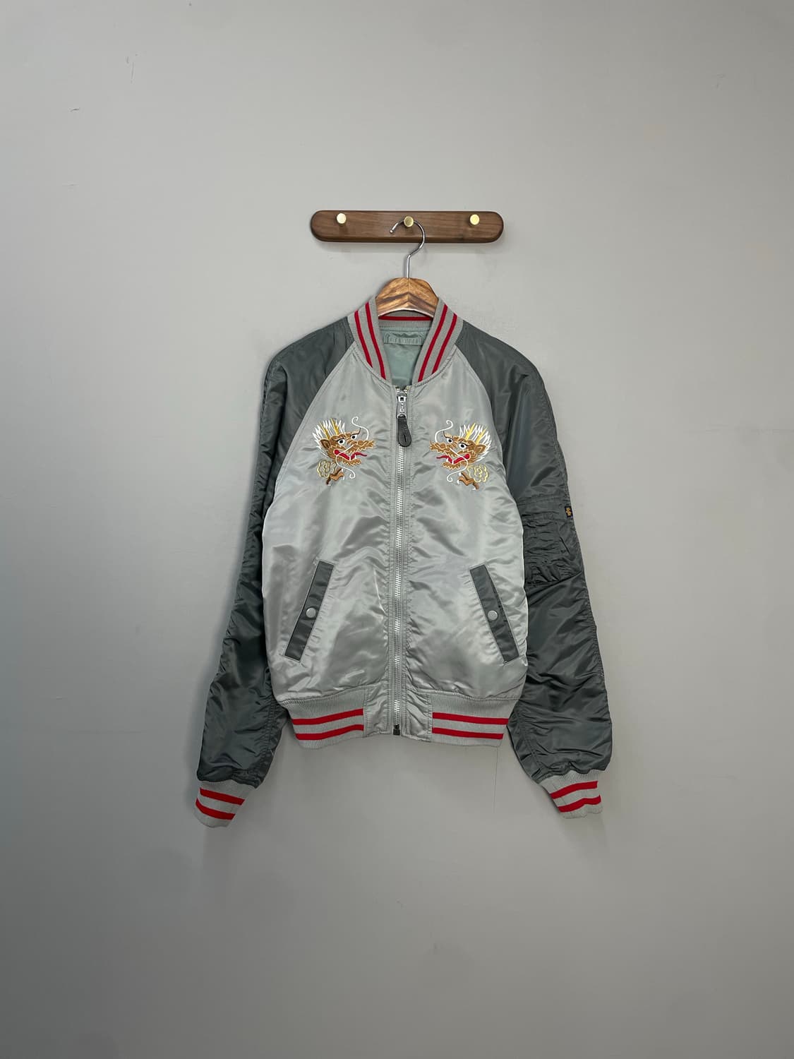 알파인더스트리 MA-1 수베니어 더블 드래곤 리버시블 자켓 H1526 상품이미지2