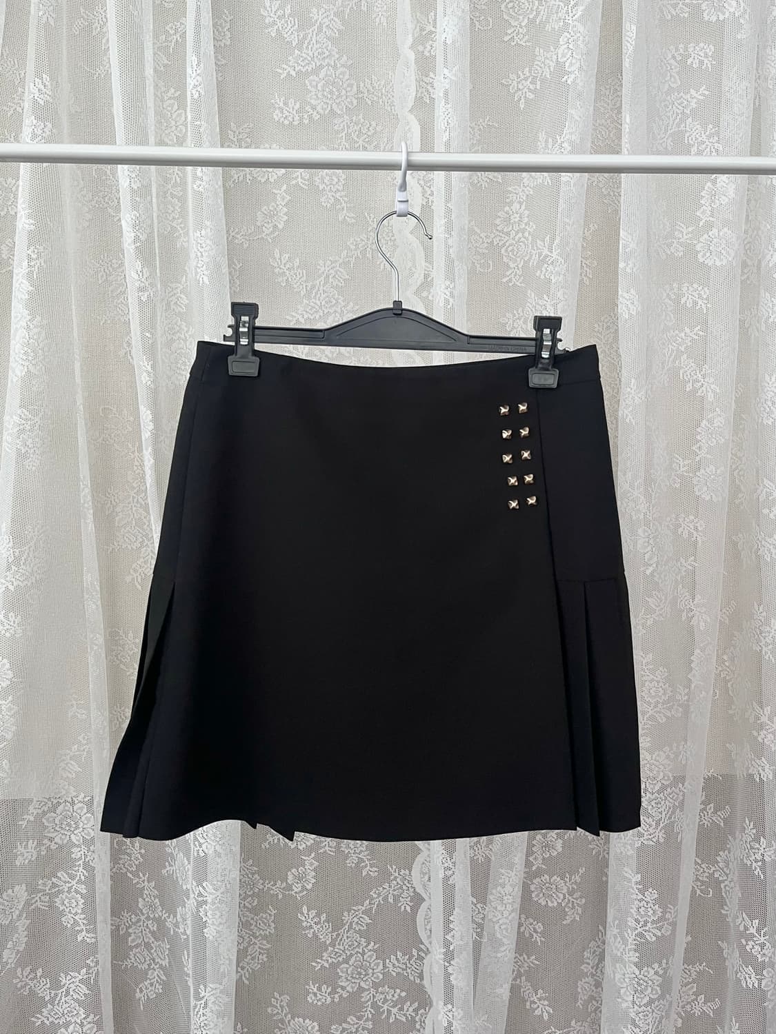 70-97) 샤틴 리벳 포인트 치마바지 블랙 상품이미지1