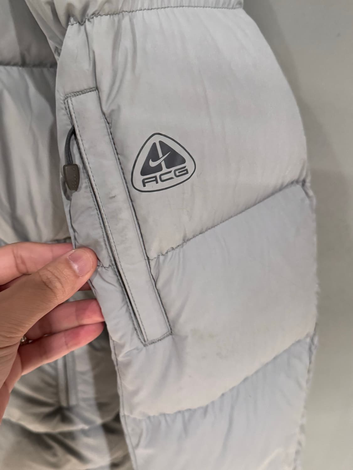 나이키 ACG 실버그레이 투웨이 구스다운 푸퍼 패딩 상품이미지2