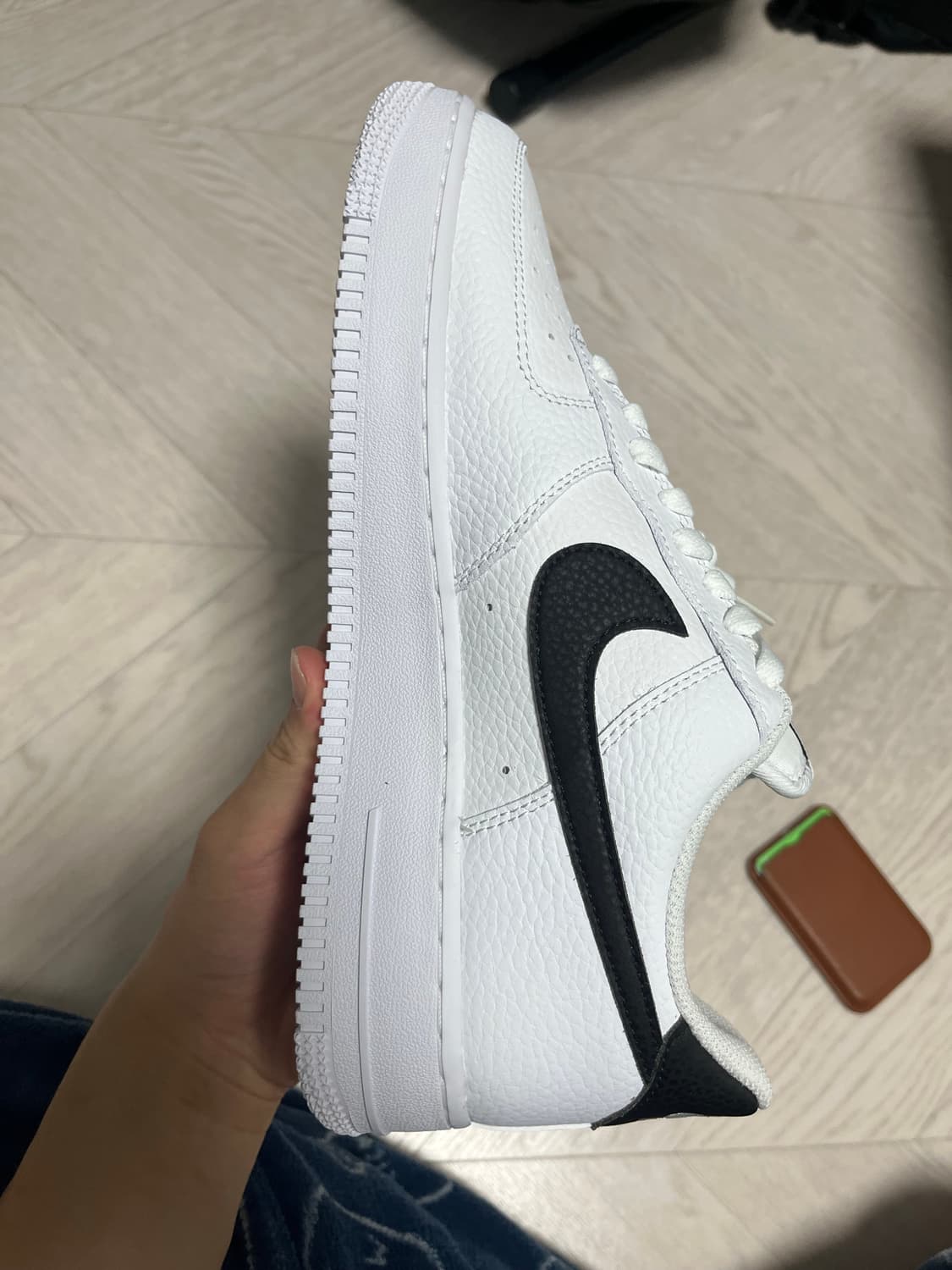 나이키 에어포스 1 화이트블랙 265(새상품) 상품이미지4