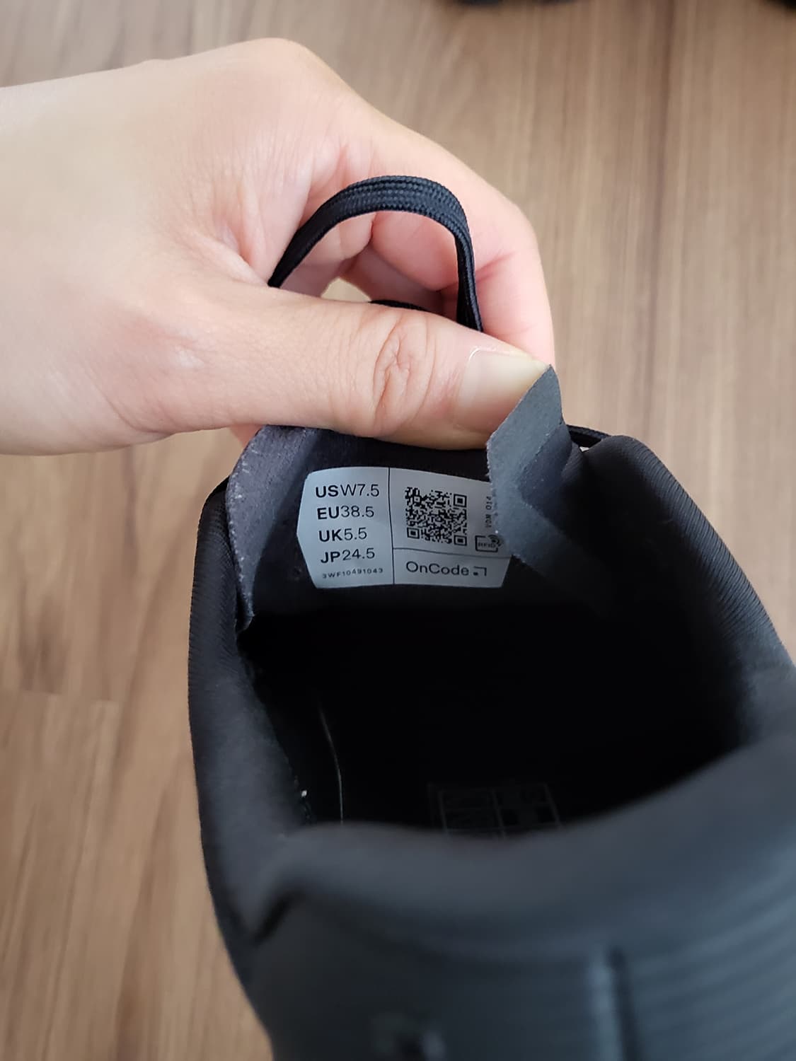 온러닝 클라우드몬스터 보이드 블랙 245 상품이미지4