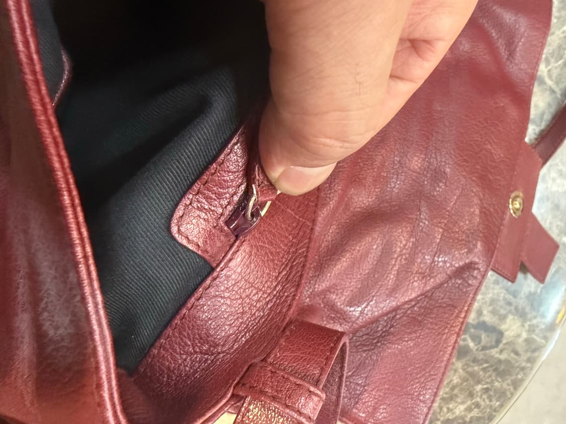 정품 불가리 찬드라 숄더백 팝니다 상품이미지9