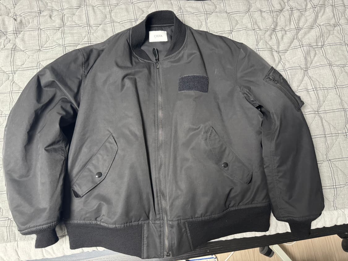 시오타 24fw ma1 블랙 5사이즈 상품이미지1