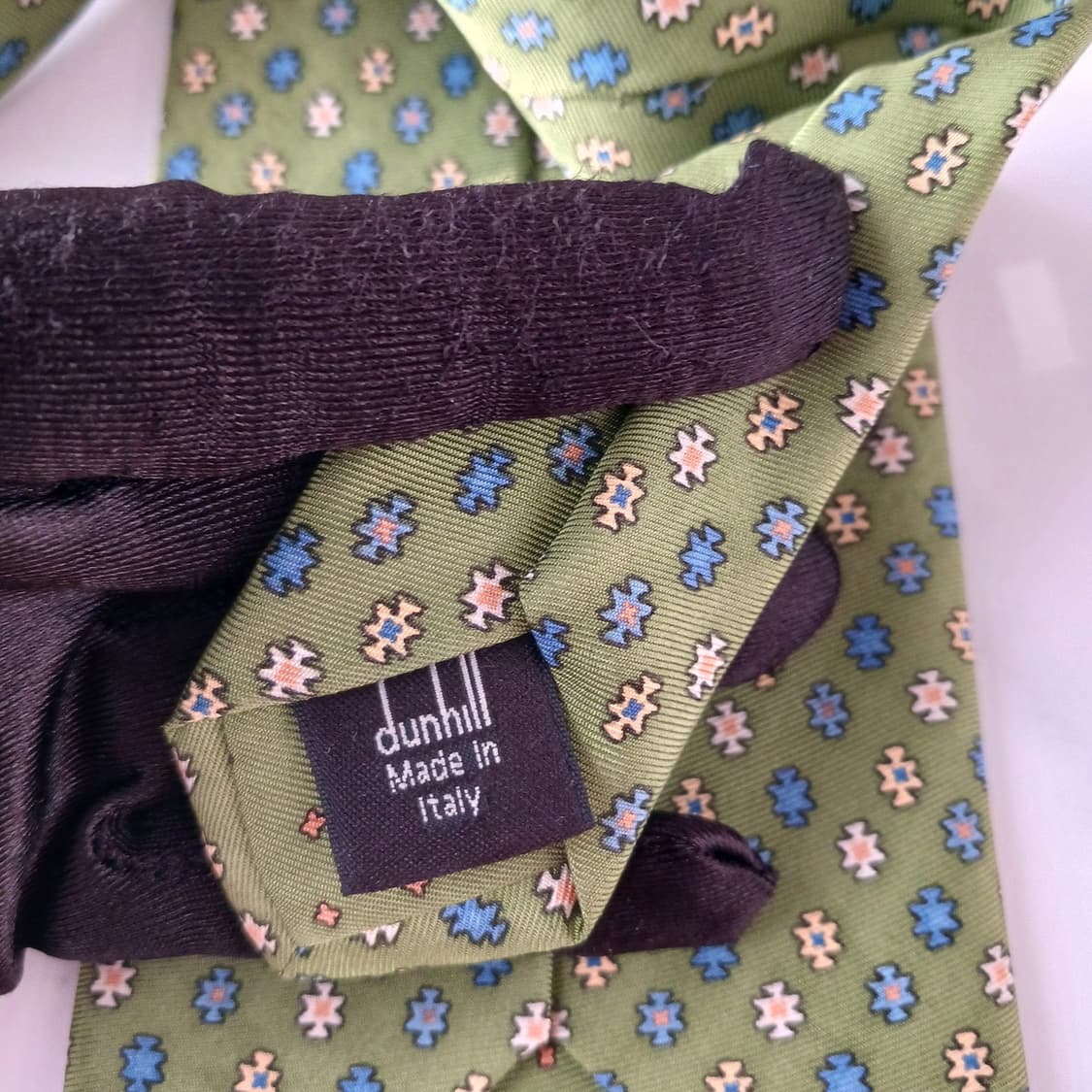 던힐 실크 그린 마이크로 패턴 넥타이 9.2cm A+등급 A19215
 상품이미지10