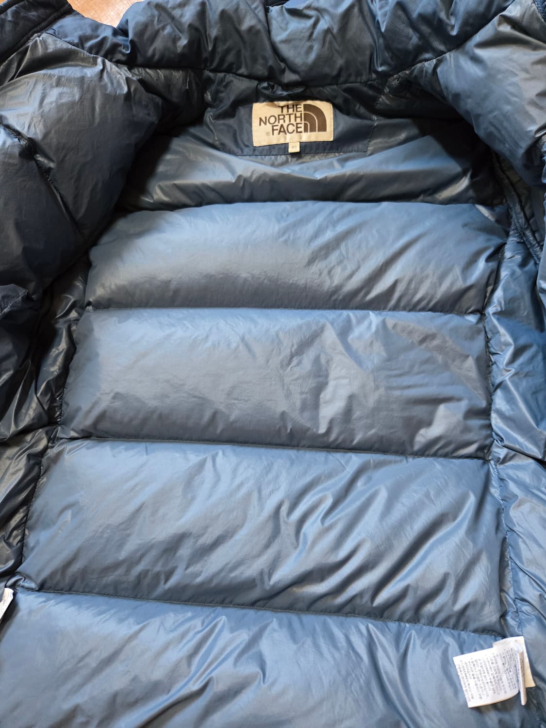 노스페이스 화이트라벨 700 구스다운 패딩 상품이미지7