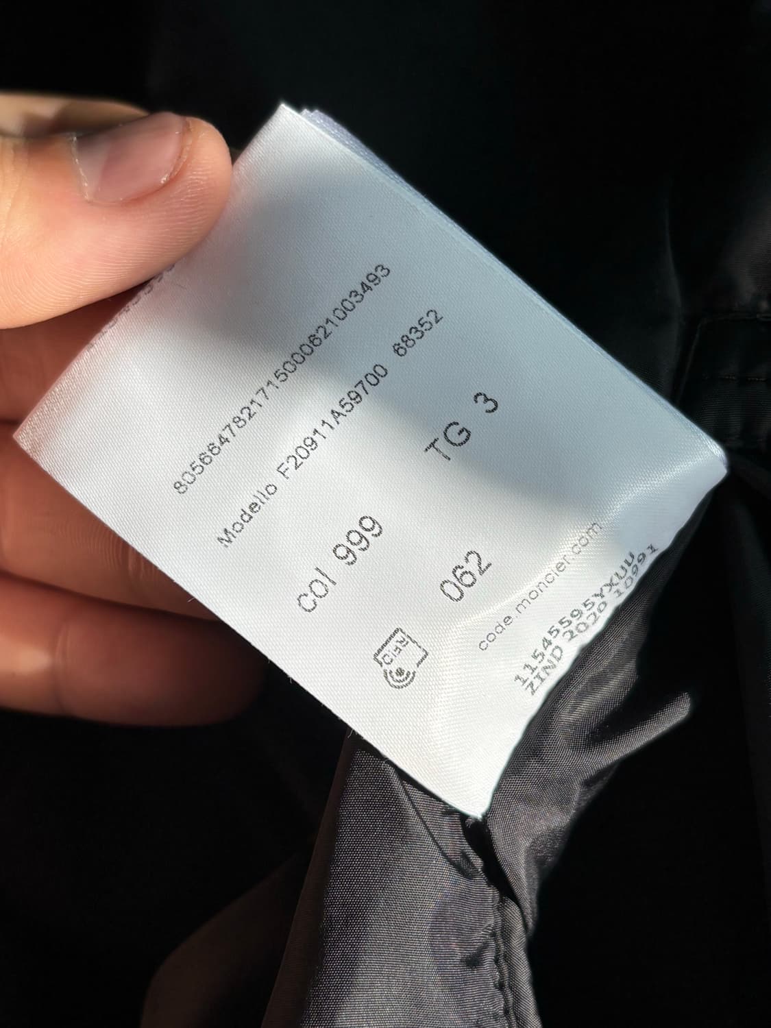 [3/당일배송] 몽클레어 아미오 쇼트 다운 자켓 3 Size 상품이미지4