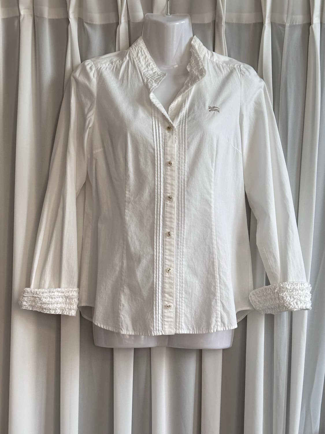 버버리 블루라벨 화이트 러플 셔츠 상품이미지1