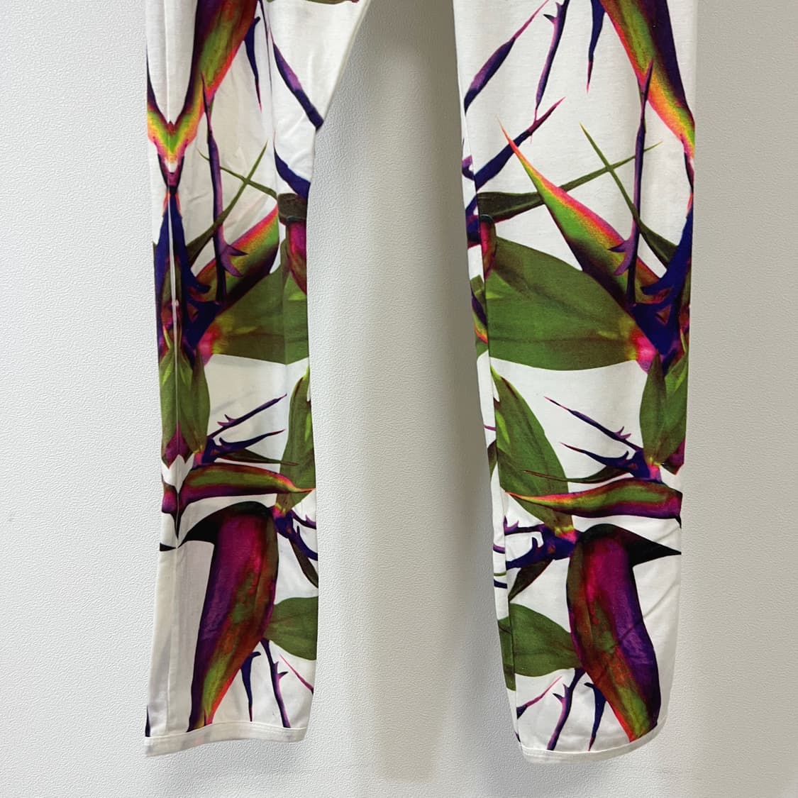 지방시 12SS 파라다이스 레깅스 화이트 상품이미지4