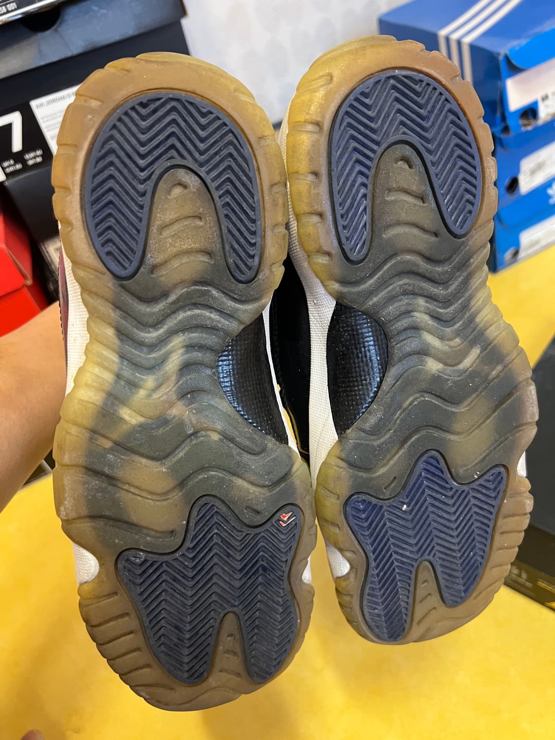 조던 11 GS  상품이미지5