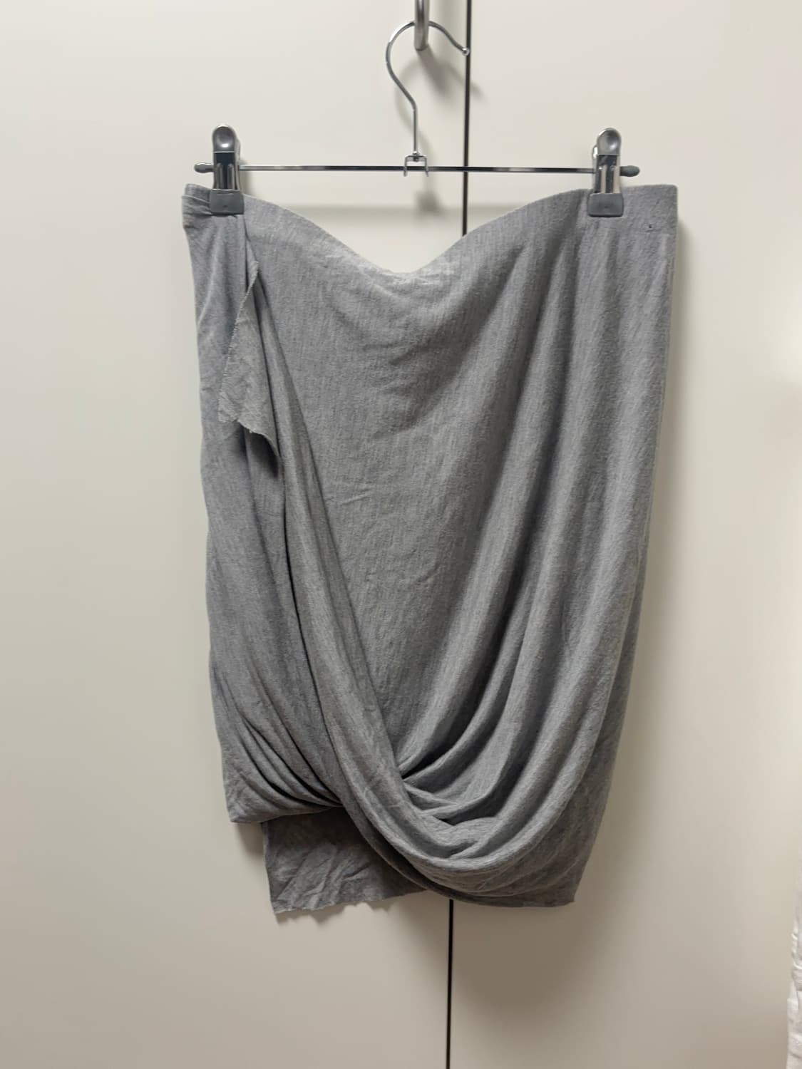 헬무트랭 드레이프 미디 스커트 그레이  상품이미지1
