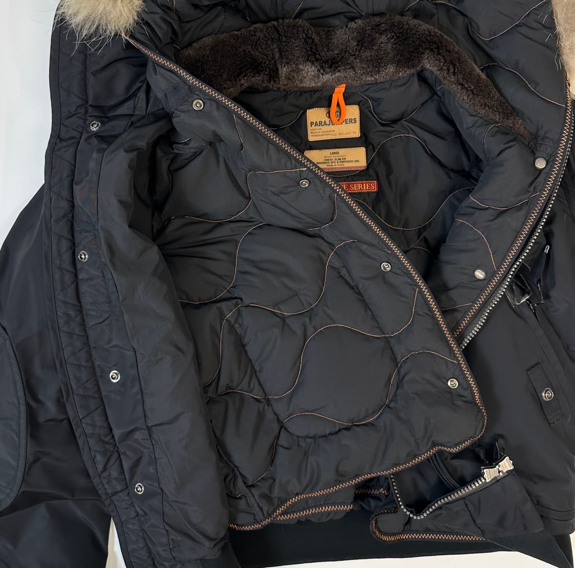 파라점프스 고비 마스터피스 패딩 L 상품이미지9