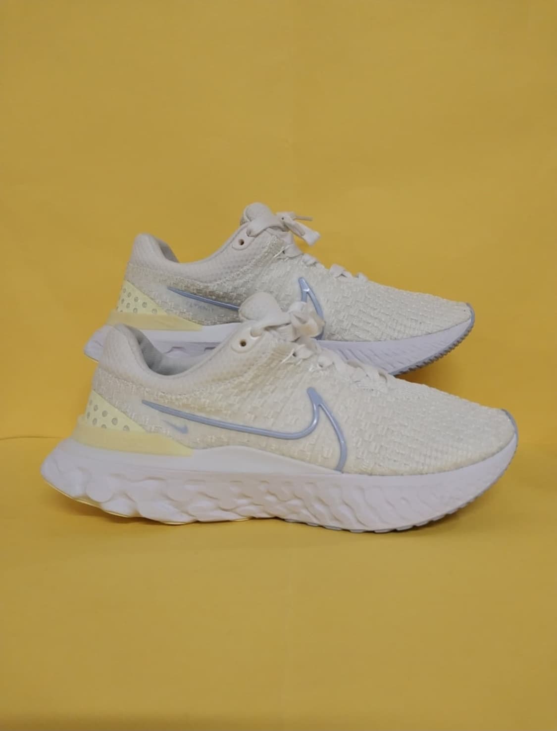 여성 나이키 리액트 인피니티 런 플라이니트3 런닝화, 운동화 (240) 상품이미지3