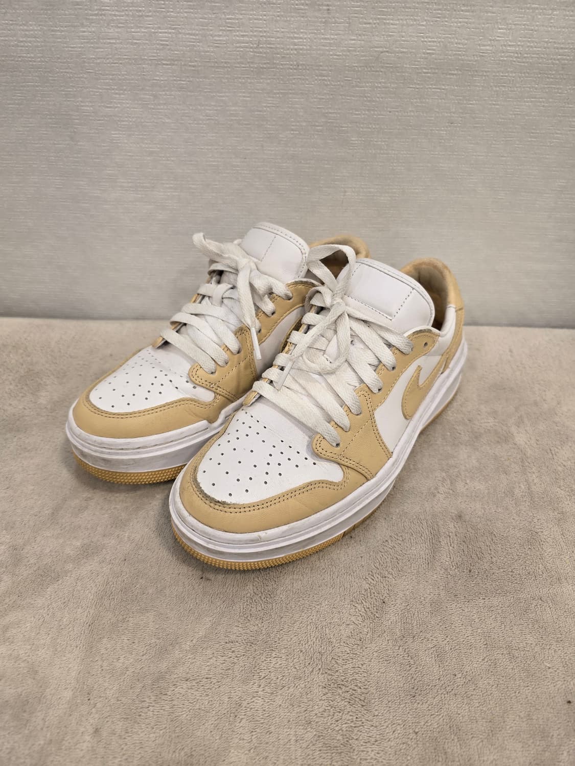 나이키 에어 조던 1 엘리베이트 로우 베이지 스니커즈 245~250 상품이미지1