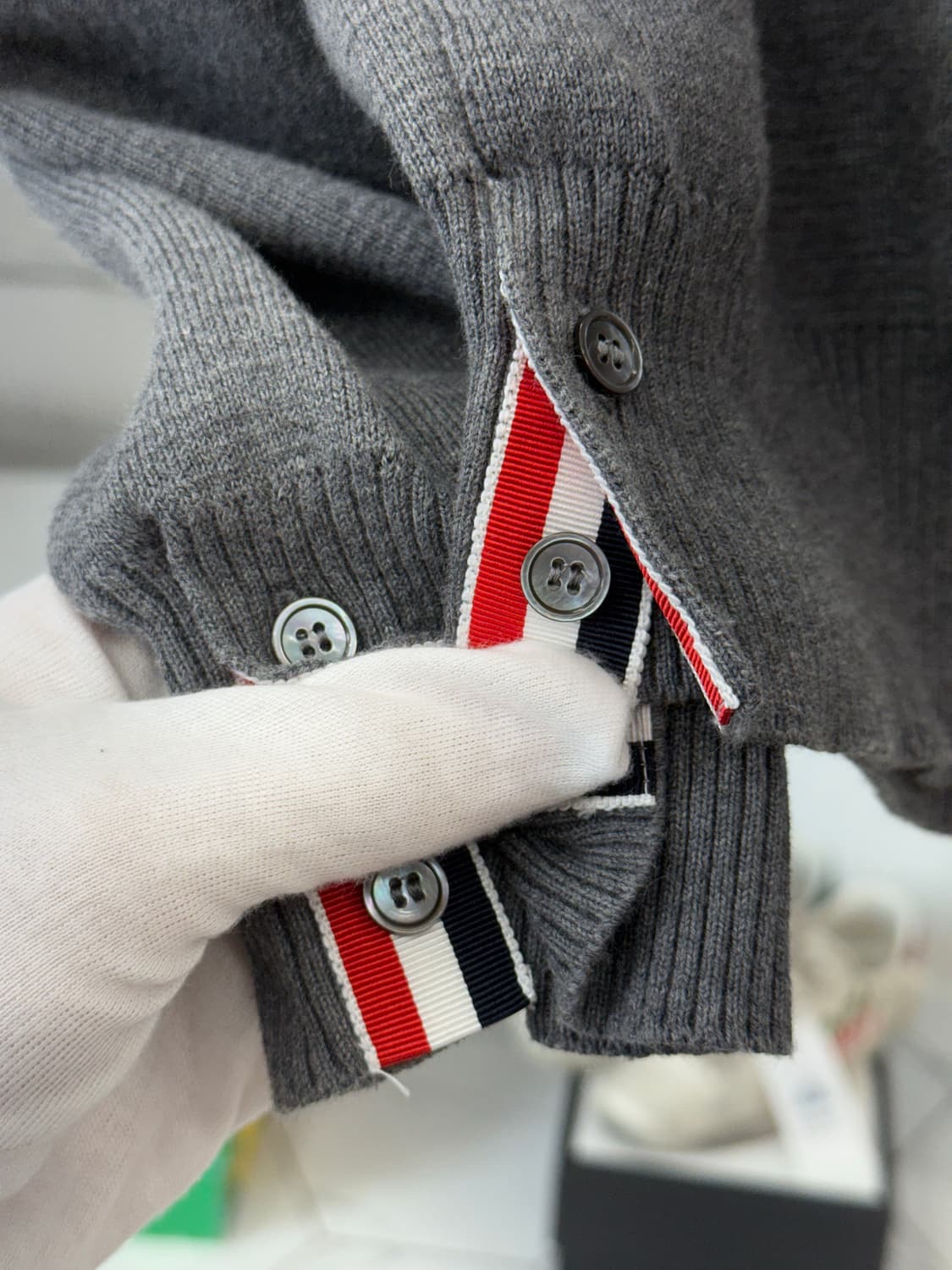 [3] 톰브라운 사선완장 밀라노스티치 니트 상품이미지5