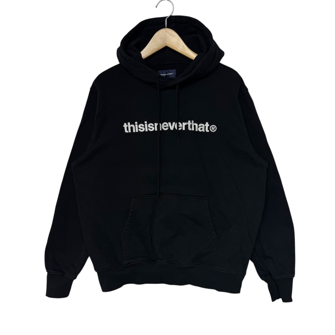 디스이즈네버댓 자수로고 후드티 상품이미지1
