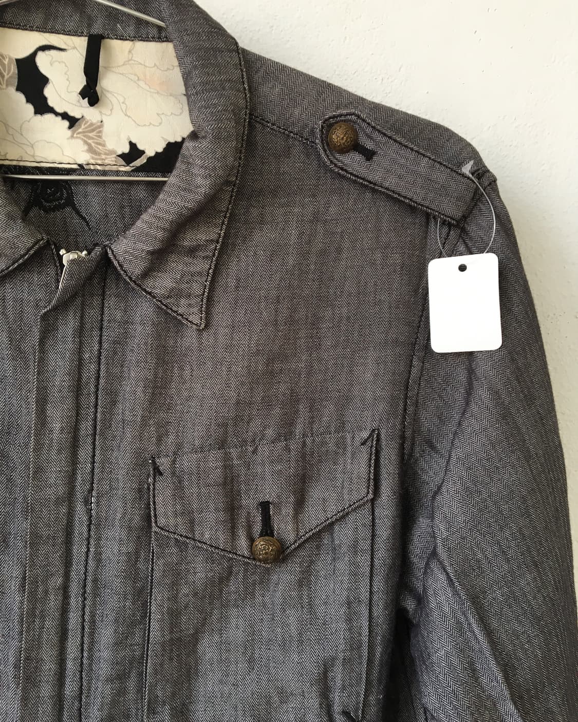 Back needle work point shirt 상품이미지4