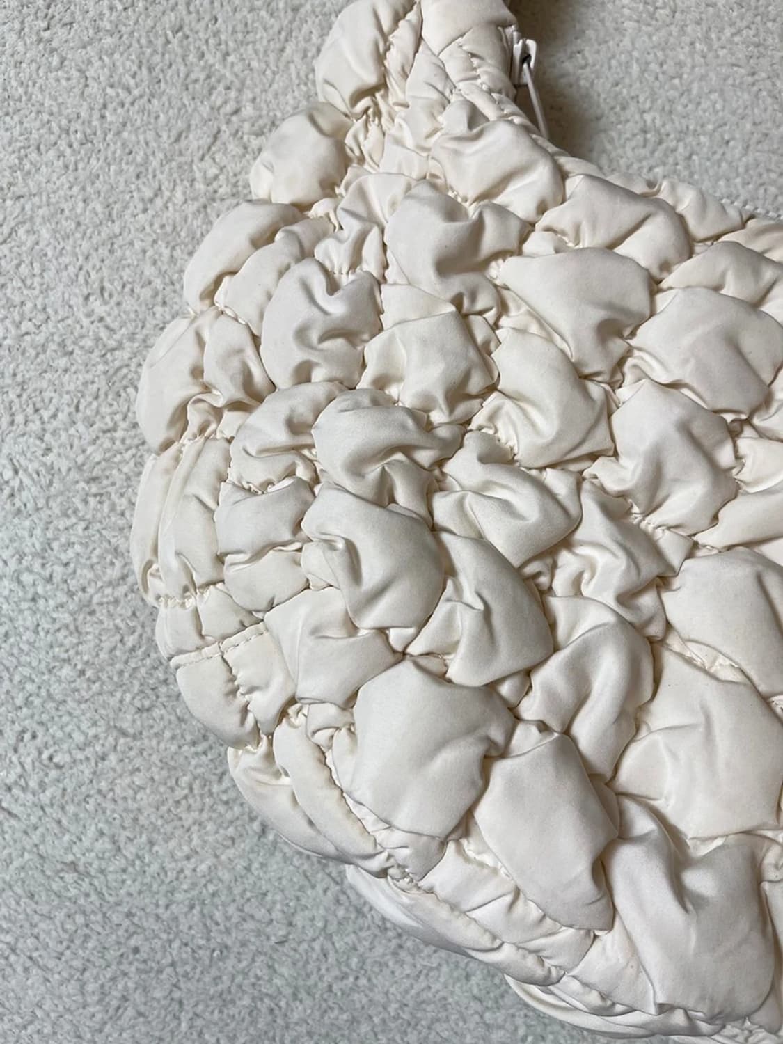 코스 COS 퀄티드 구름백 미니 가방 Q1285 상품이미지3