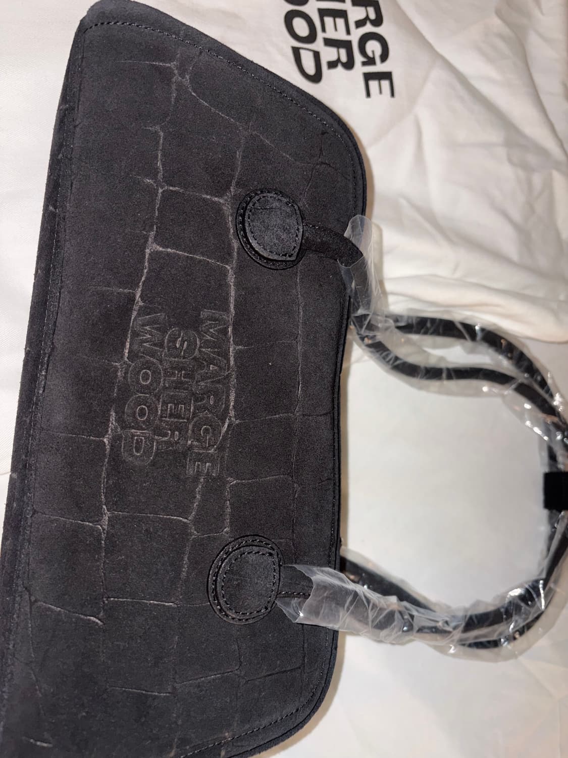 SOFT BOSTON EW_black croc-effect suede 상품이미지4