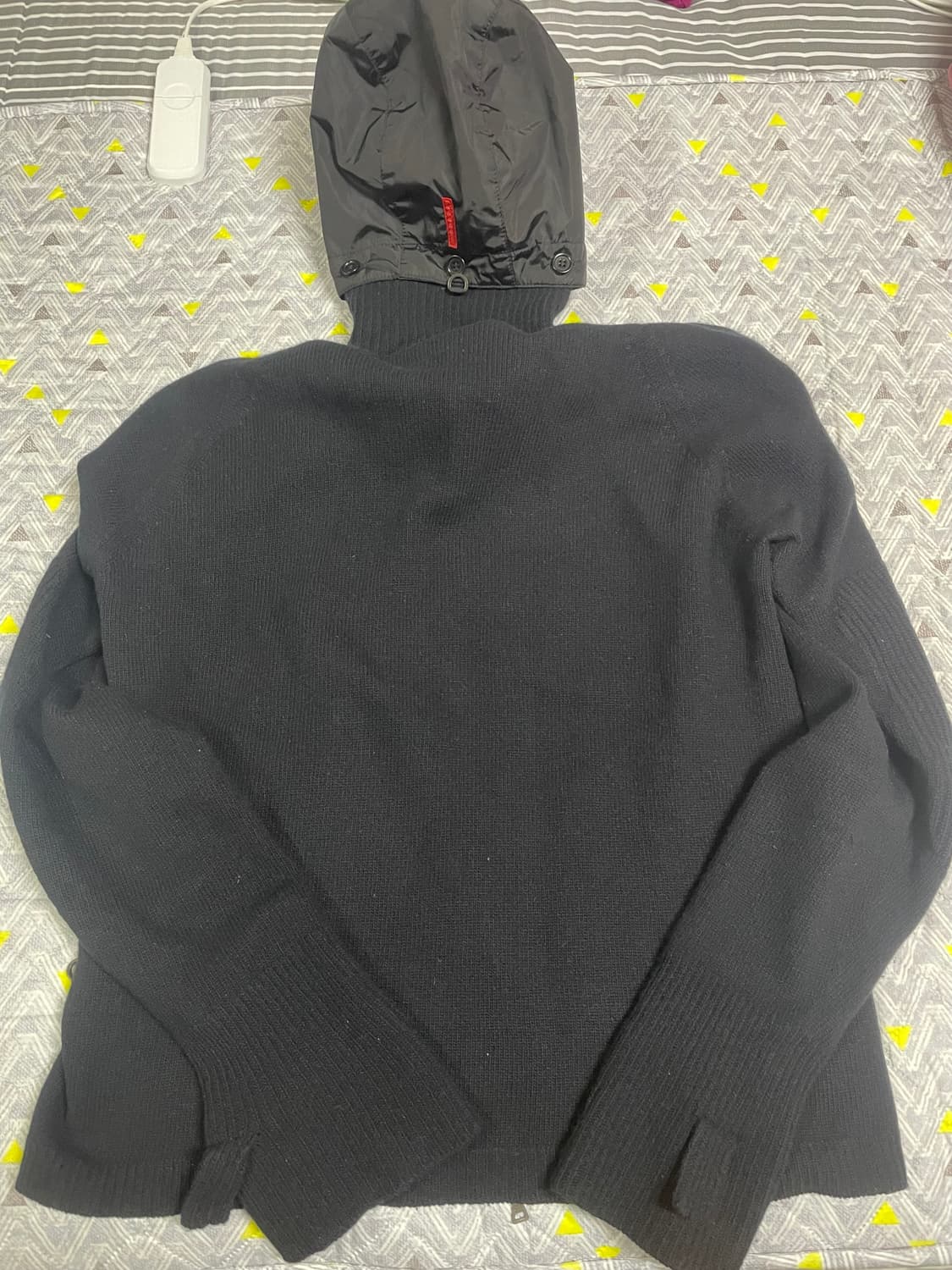 00s 프라다 스포츠 투웨이 니트 후드 집업 상품이미지3