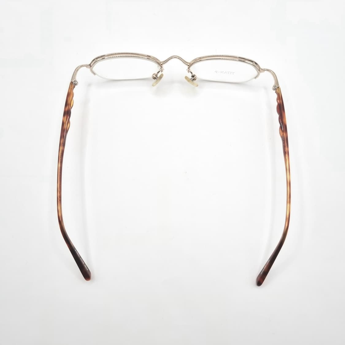 데드스탁   티타늄 반무테 골드 안경테  292 상품이미지7