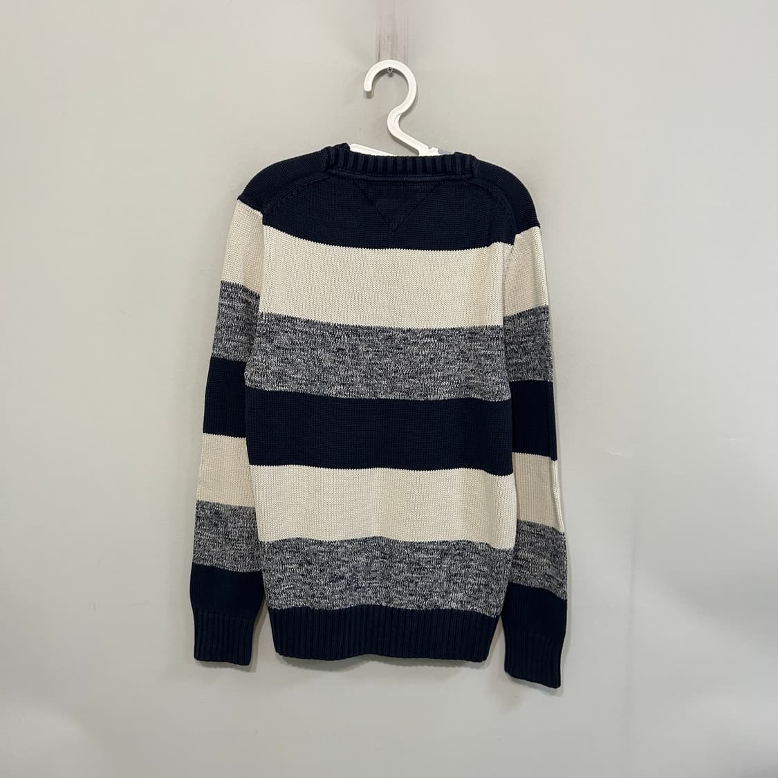 타미힐피거 남성 니트 M 상품이미지3