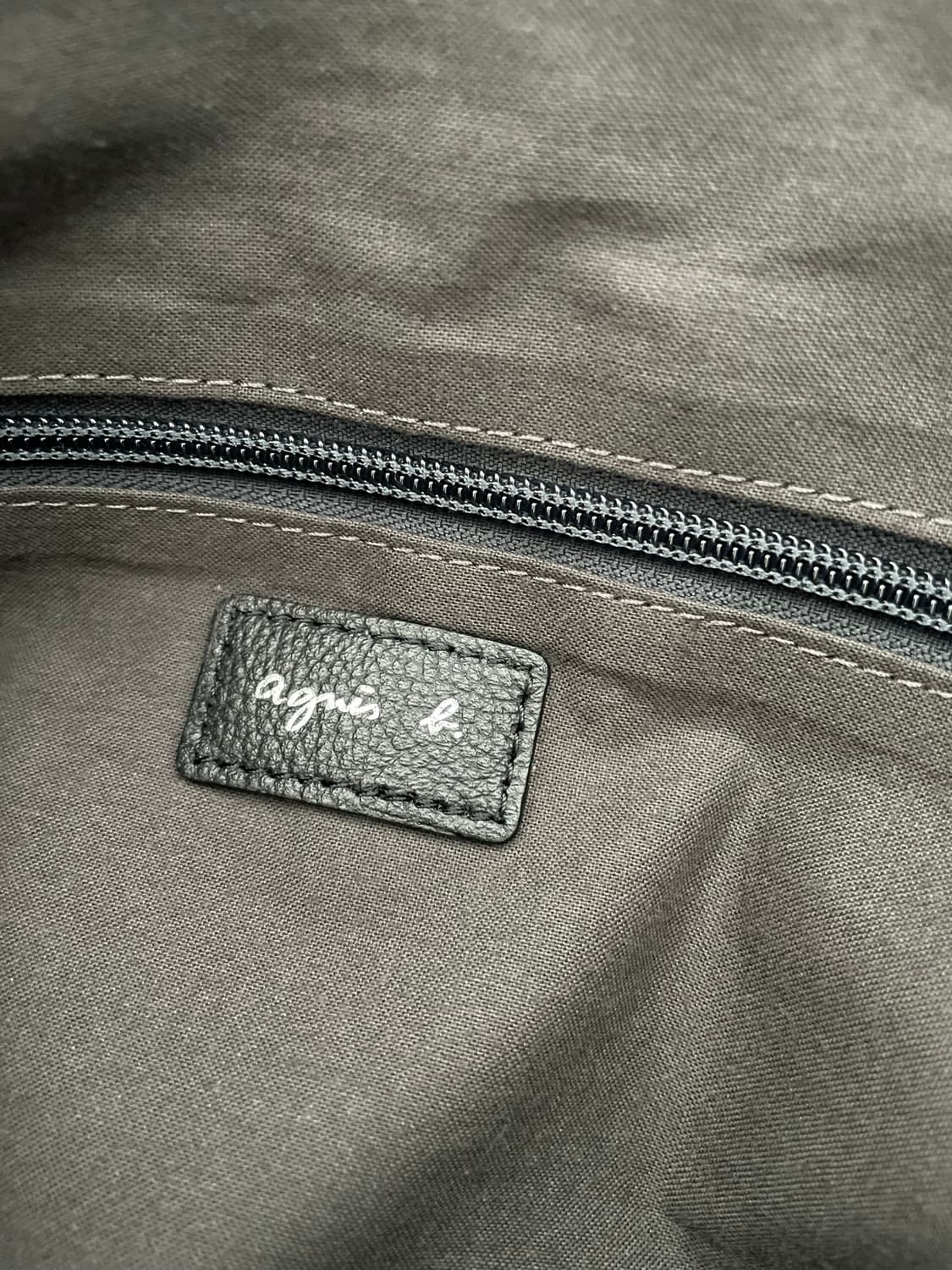 agnes b 레더 백 상품이미지6