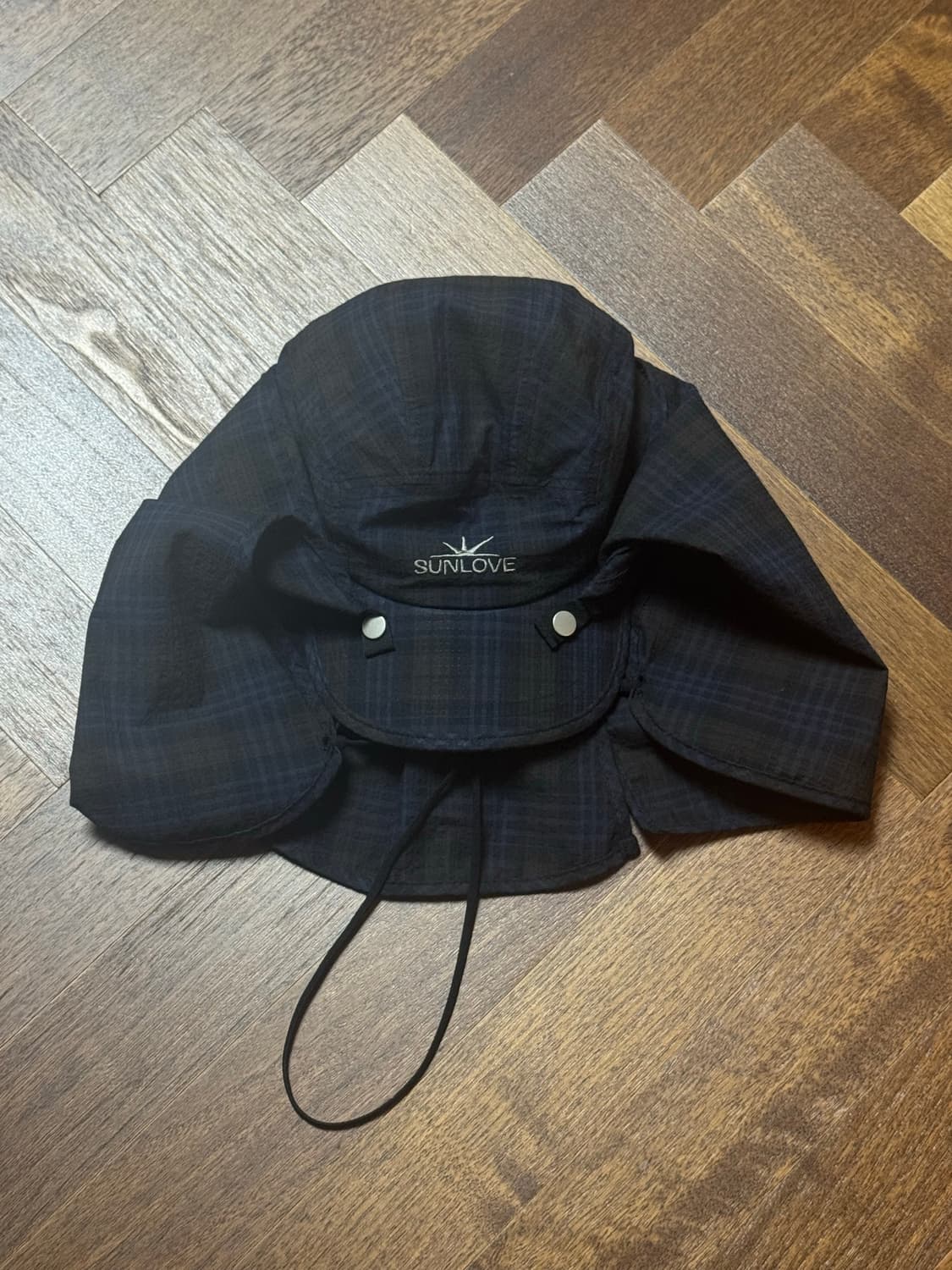 썬러브 새상품급 모자 판매합니다. 상품이미지2