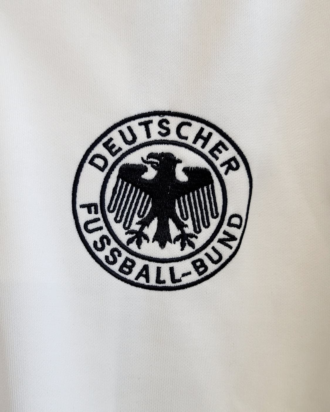 [85.XS]아디다스 독일 게르트뮐러 한정판 화이트 트랙탑 져지 판매 상품이미지7