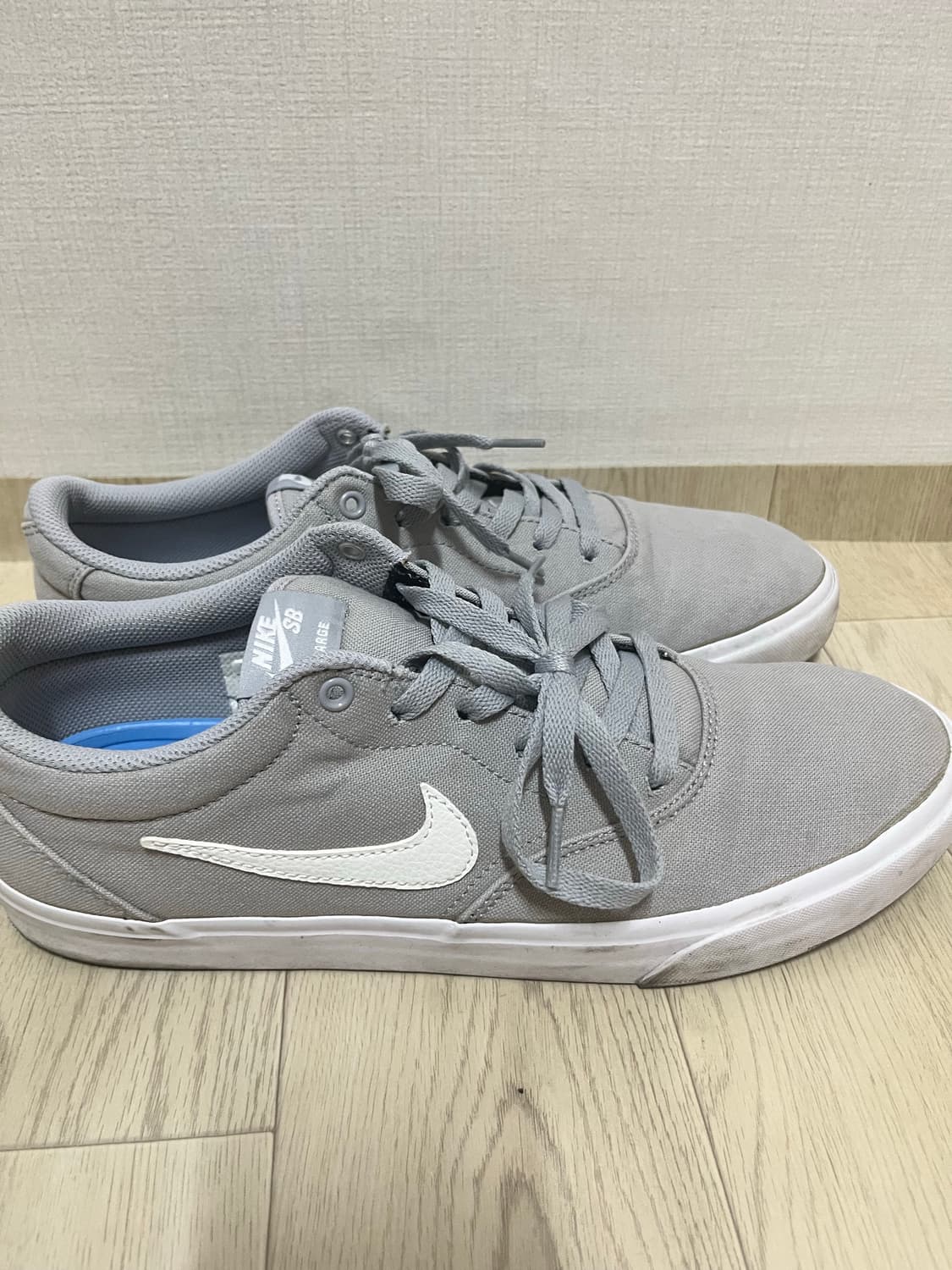 나이키 SB Charge 캔버스 스니커즈입니다 상품이미지2